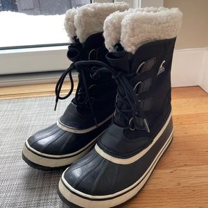 Sorel Women's Carnival Winter Boots - Size 8